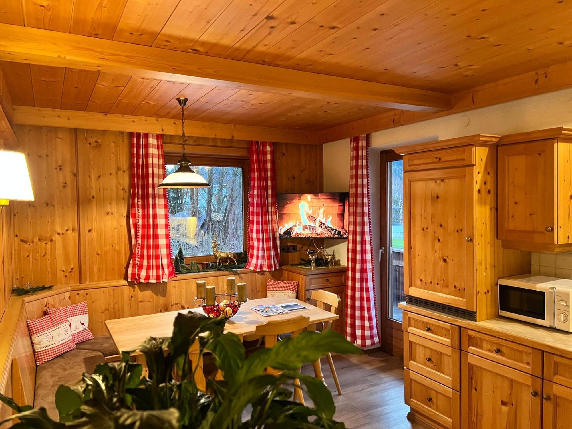 Ferienwohnung Platzhirsch Panorama View Balkon, Gartensauna, Garten, Grillplatz Stumm Exteriör bild